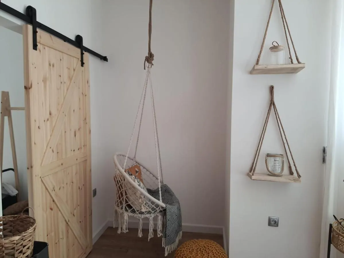 Kwatera prywatna Willa Sowia Dolina - Apartamenty Z Aneksami I Wyjsciem Na Ogrod Karpacz
